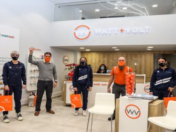 Το καλωσόρισμα της WATT+VOLT στις παίκτριες του ΠΑΣ (pics)