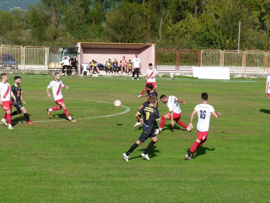 Εύκολη πρόκριση για την Κατσικά, 4-0 το Κεφαλόβρυσο (video)